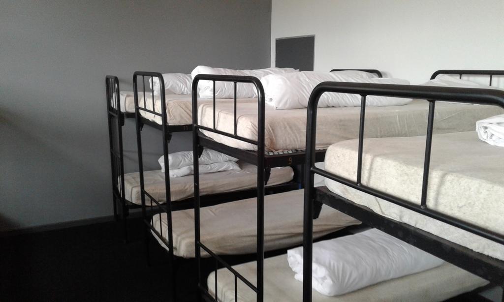 ริเวอร์ลอดจ์แบคแพคเกอร์ Hostel เคปทาวน์ ภายนอก รูปภาพ