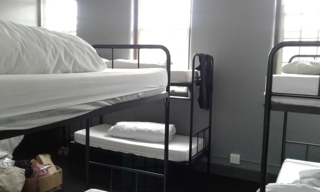 ริเวอร์ลอดจ์แบคแพคเกอร์ Hostel เคปทาวน์ ภายนอก รูปภาพ