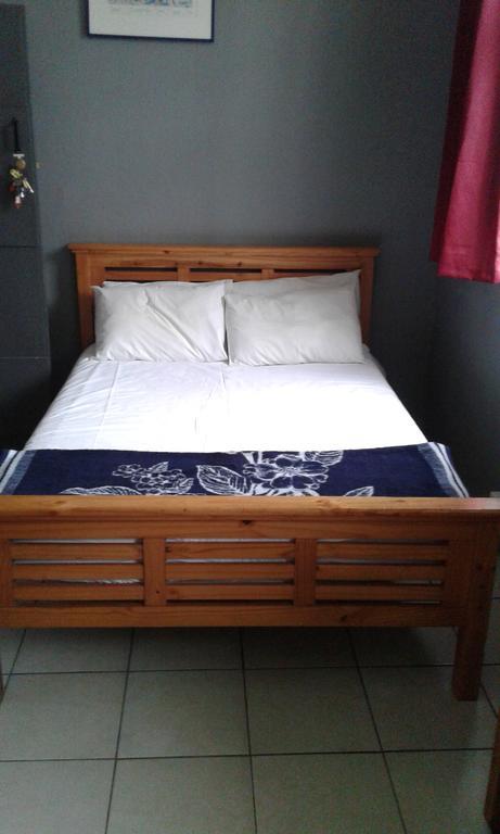 ริเวอร์ลอดจ์แบคแพคเกอร์ Hostel เคปทาวน์ ภายนอก รูปภาพ