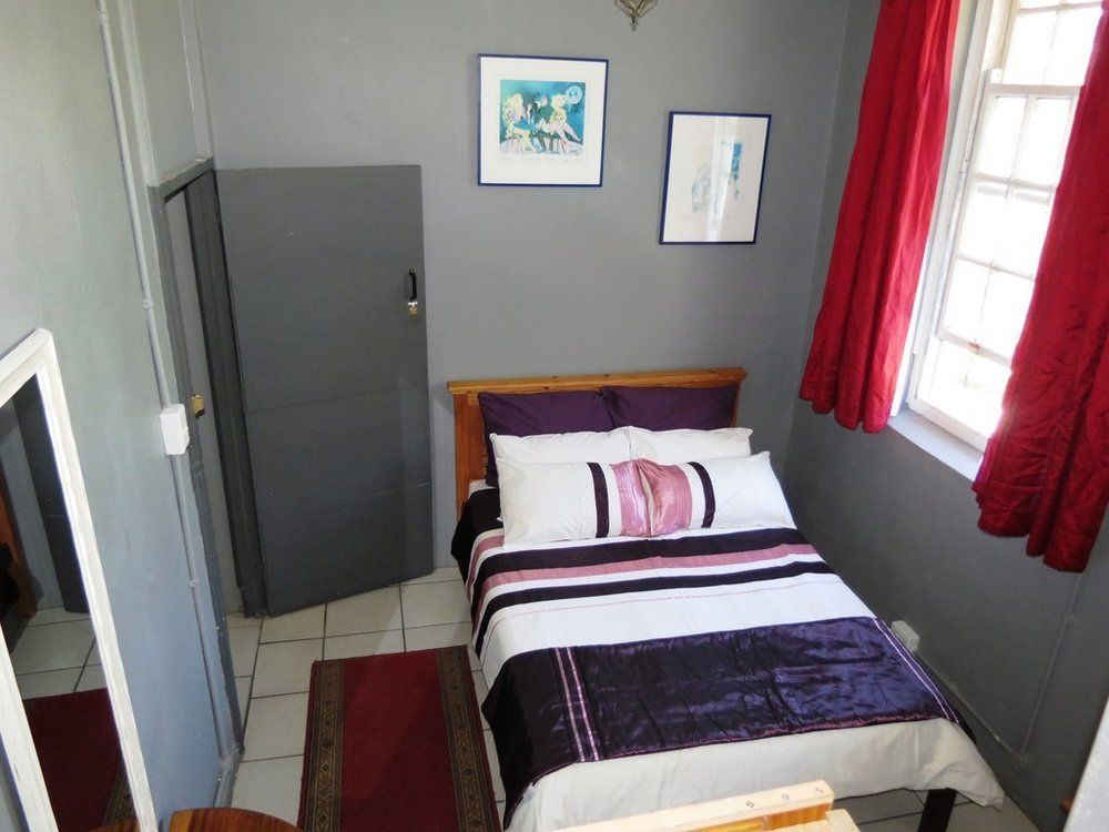 ริเวอร์ลอดจ์แบคแพคเกอร์ Hostel เคปทาวน์ ภายนอก รูปภาพ