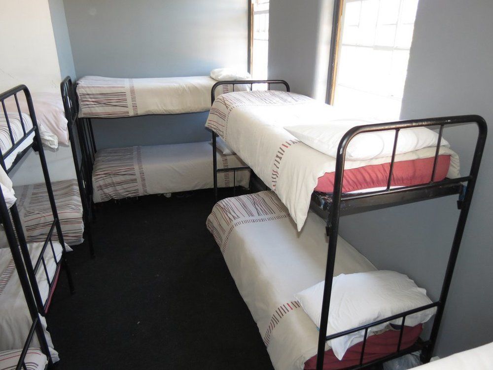 ริเวอร์ลอดจ์แบคแพคเกอร์ Hostel เคปทาวน์ ภายนอก รูปภาพ